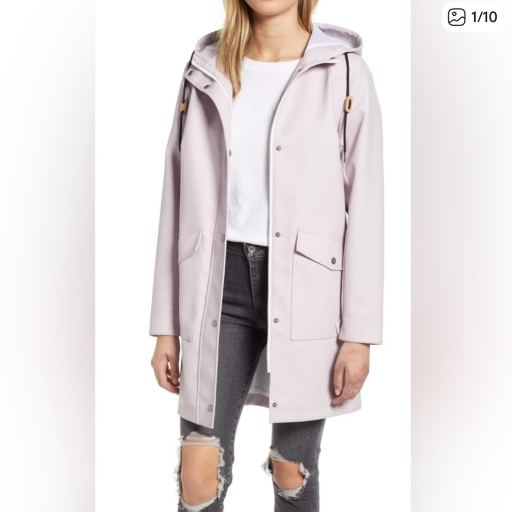 Signature by Levi Strauss light pink raincoat with hood